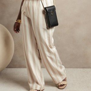 BANANA REPUBLIC WIDE-LEG LINEN PANT.  BRAND NEW WITH TAGS.  SIZE XL